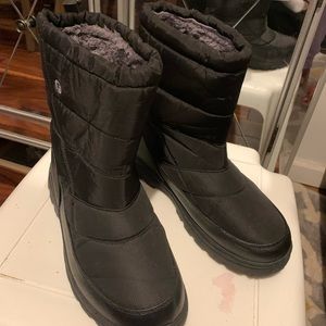 Waterproof winter weather Boots